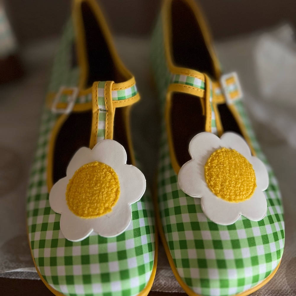 Hot Chocolate flats